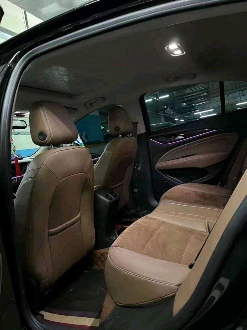 重庆23年别克君威5