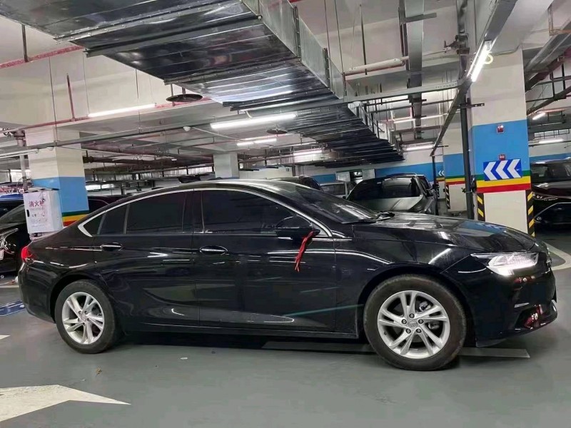 重庆23年别克君威8