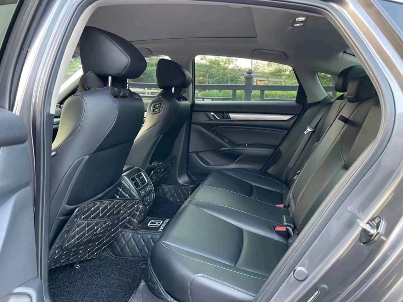 广州20年本田雅阁4