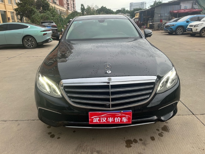 武汉18年奔驰E1