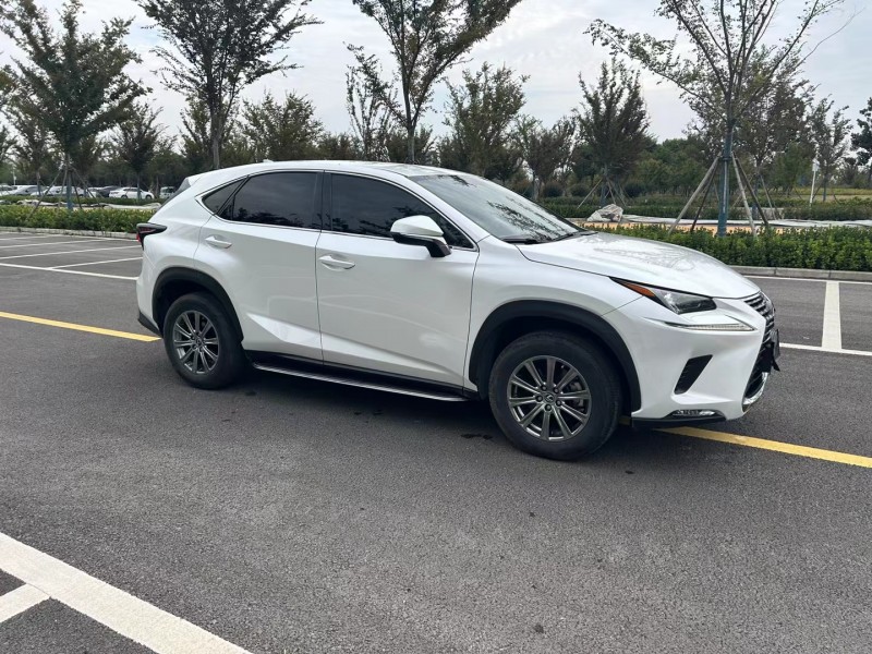 徐州21年雷克萨斯NX5