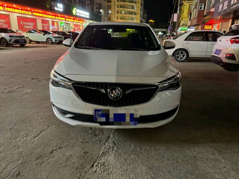 珠海18年别克英朗1