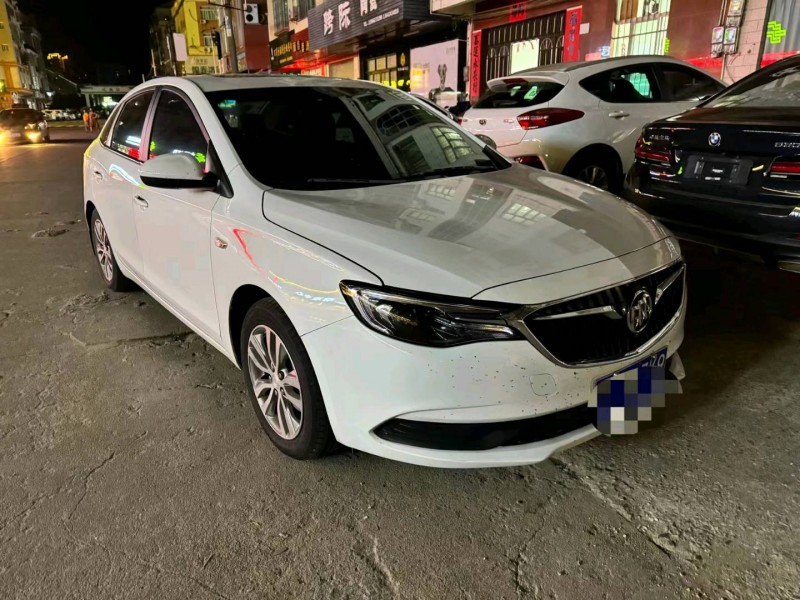 珠海18年别克英朗3