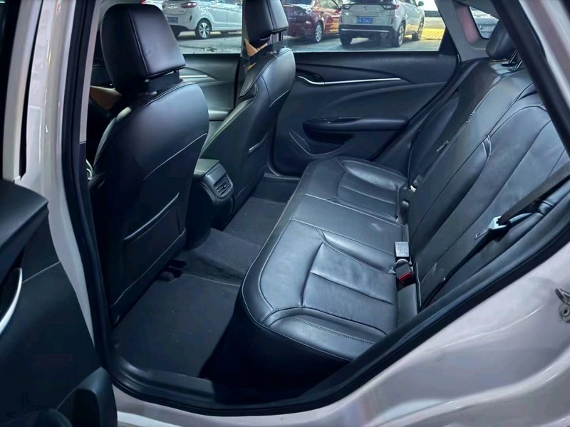 珠海18年别克英朗5