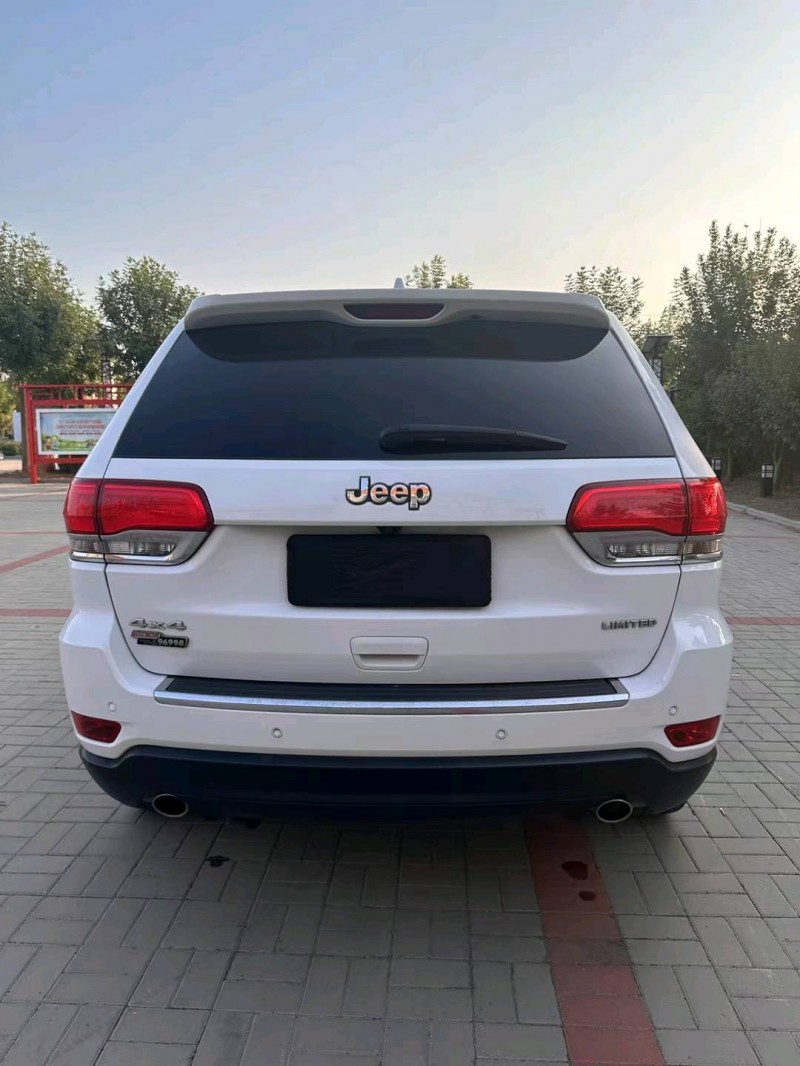 天津17年Jeep大切諾基6