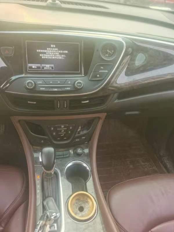 石家庄15年别克GL82