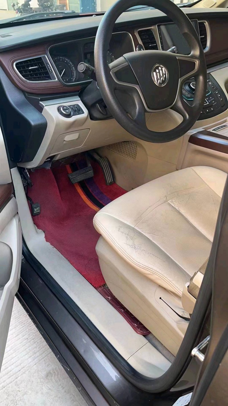 石家庄15年别克GL82