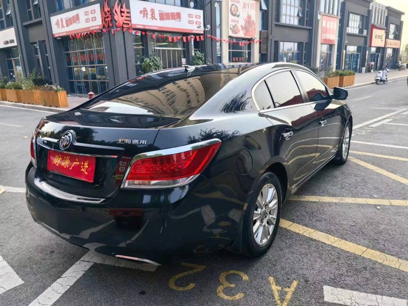 枣庄10年别克君越7