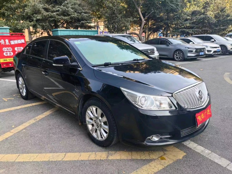 枣庄10年别克君越8