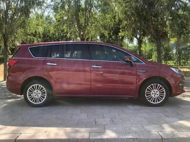 贛州18年力帆汽車軒朗3