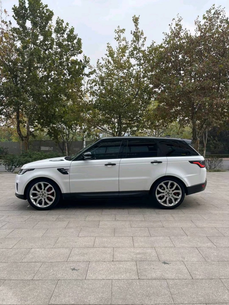 东营19年路虎揽胜运动7