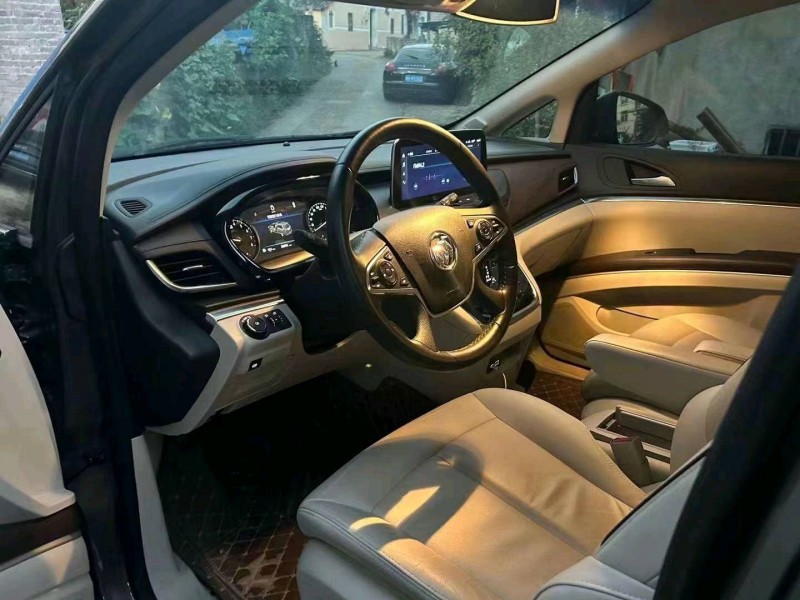 嘉兴21年别克GL84