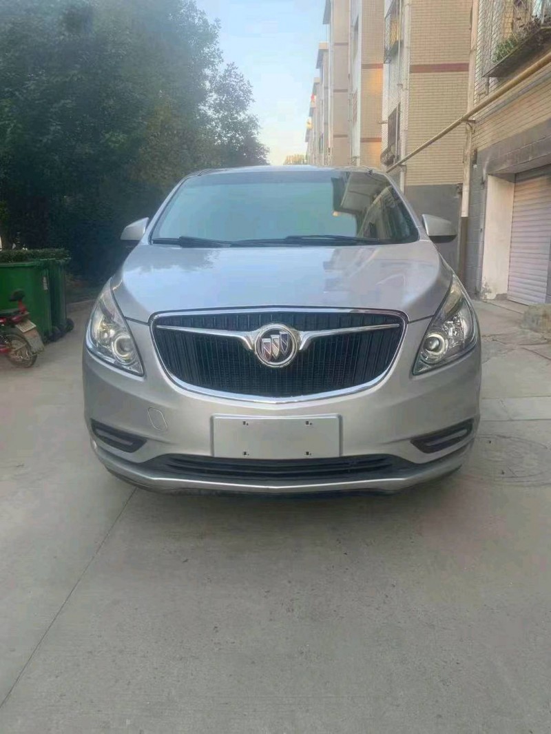 邢台17年别克GL81