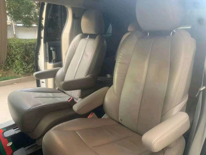 邢台17年别克GL82