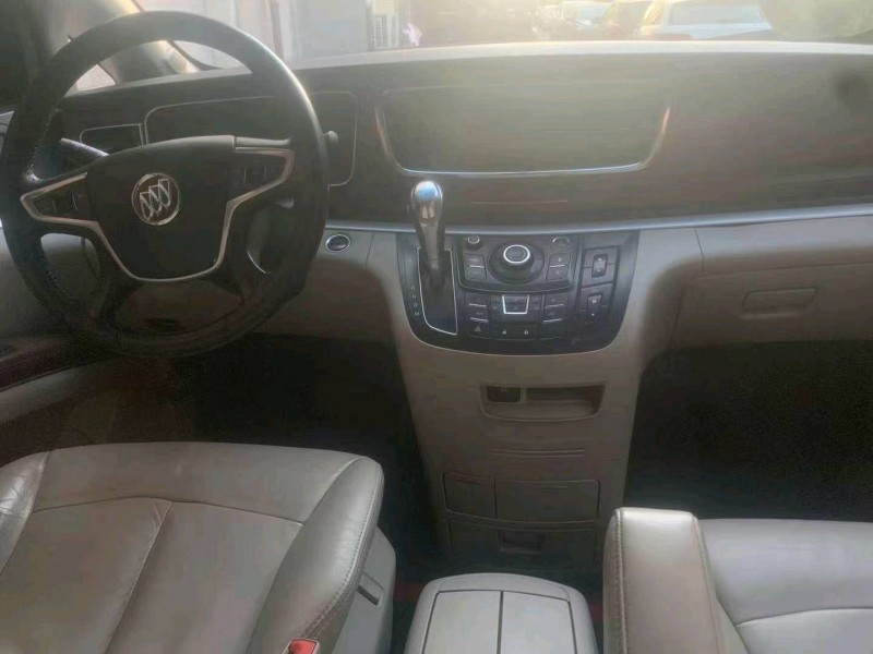 邢台17年别克GL85