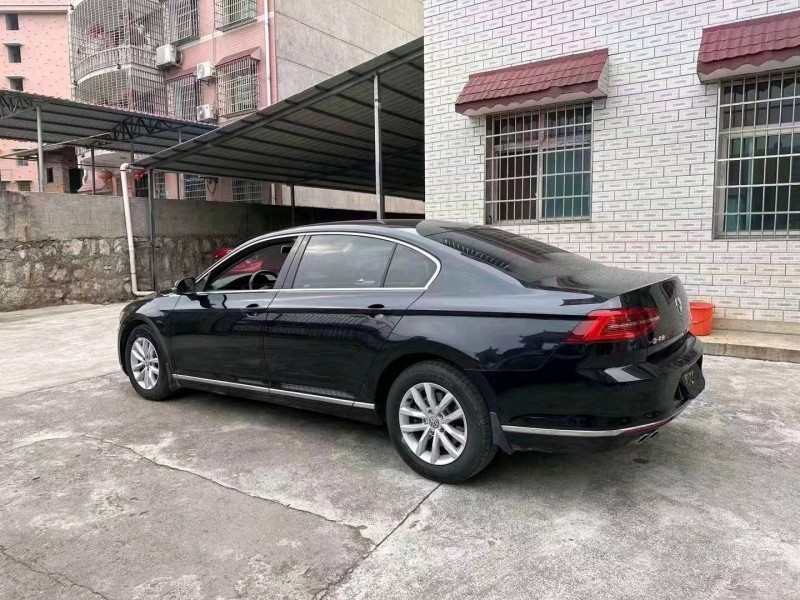 邵阳19年大众迈腾4