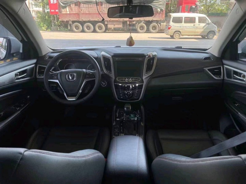 衡阳17年长安汽车CS757