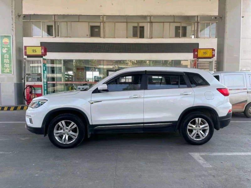 衡阳17年长安汽车CS759