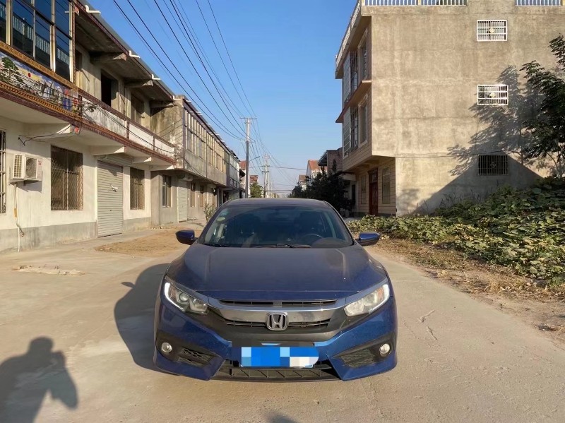 菏泽17年本田思域1