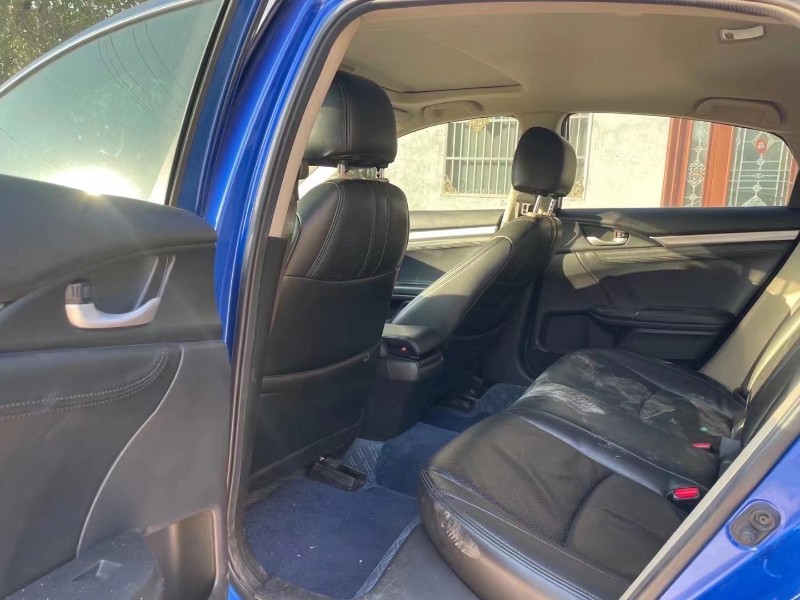 菏泽17年本田思域6