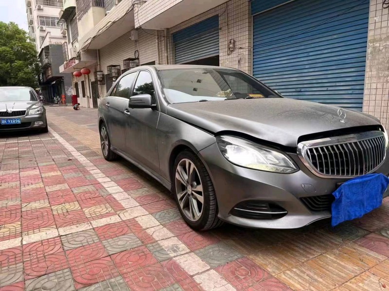 衡阳15年奔驰E8