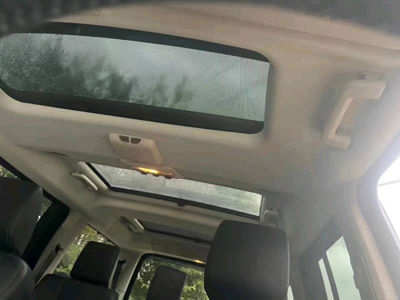 青岛12年路虎发现6