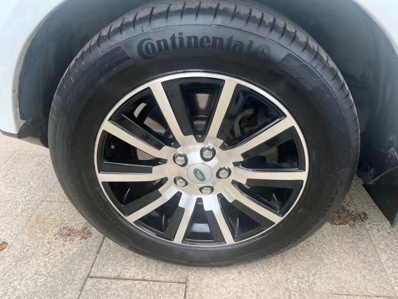 青岛12年路虎发现7