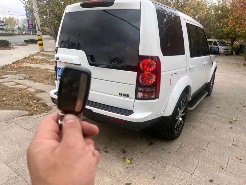 青岛12年路虎发现9