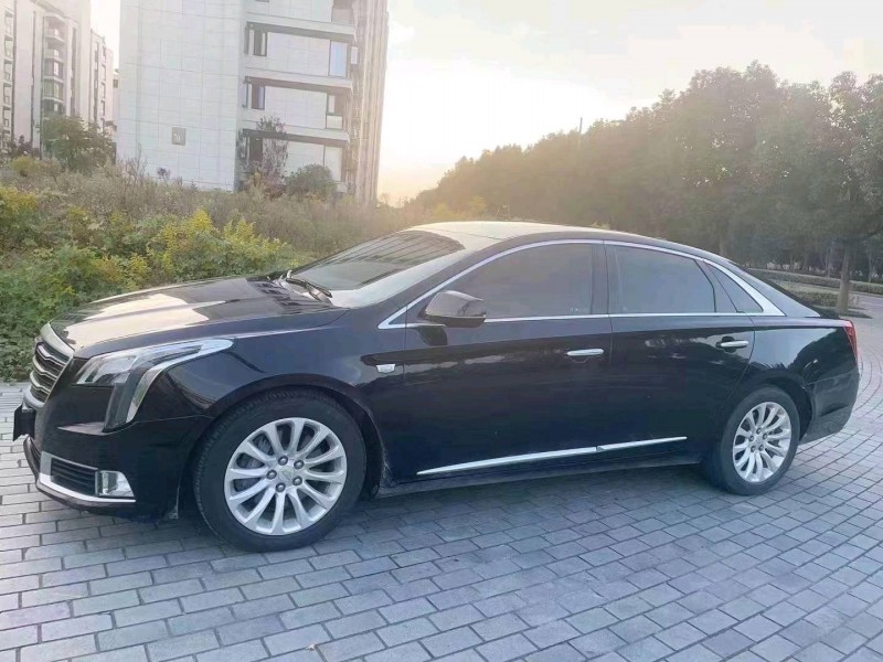嘉兴19年凯迪拉克XTS9