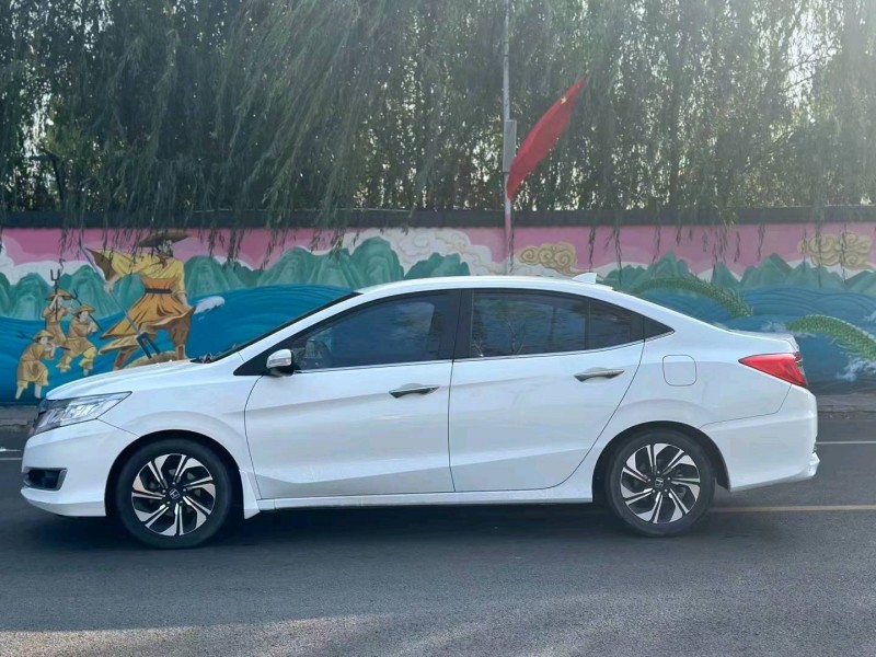 济宁18年本田凌派3