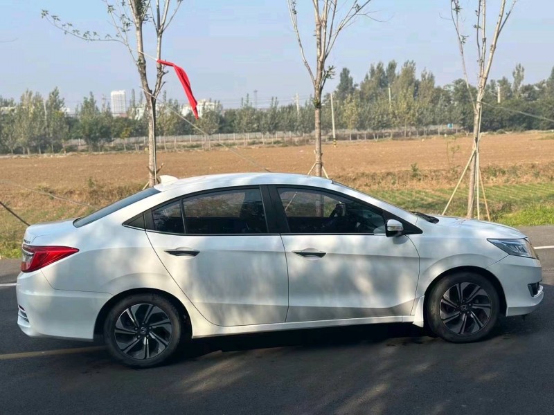 济宁18年本田凌派7