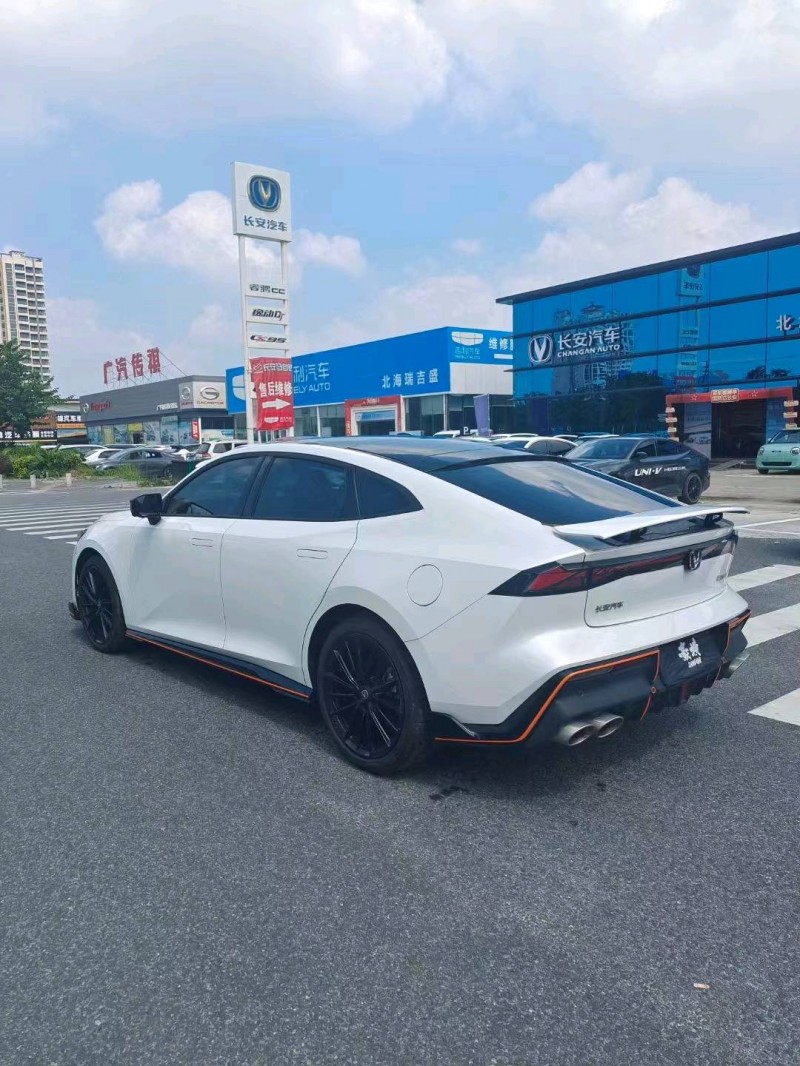 梧州23年長安汽車UNI-V7