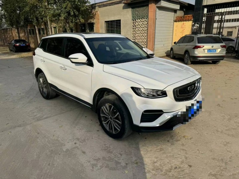 保定19年吉利博越2