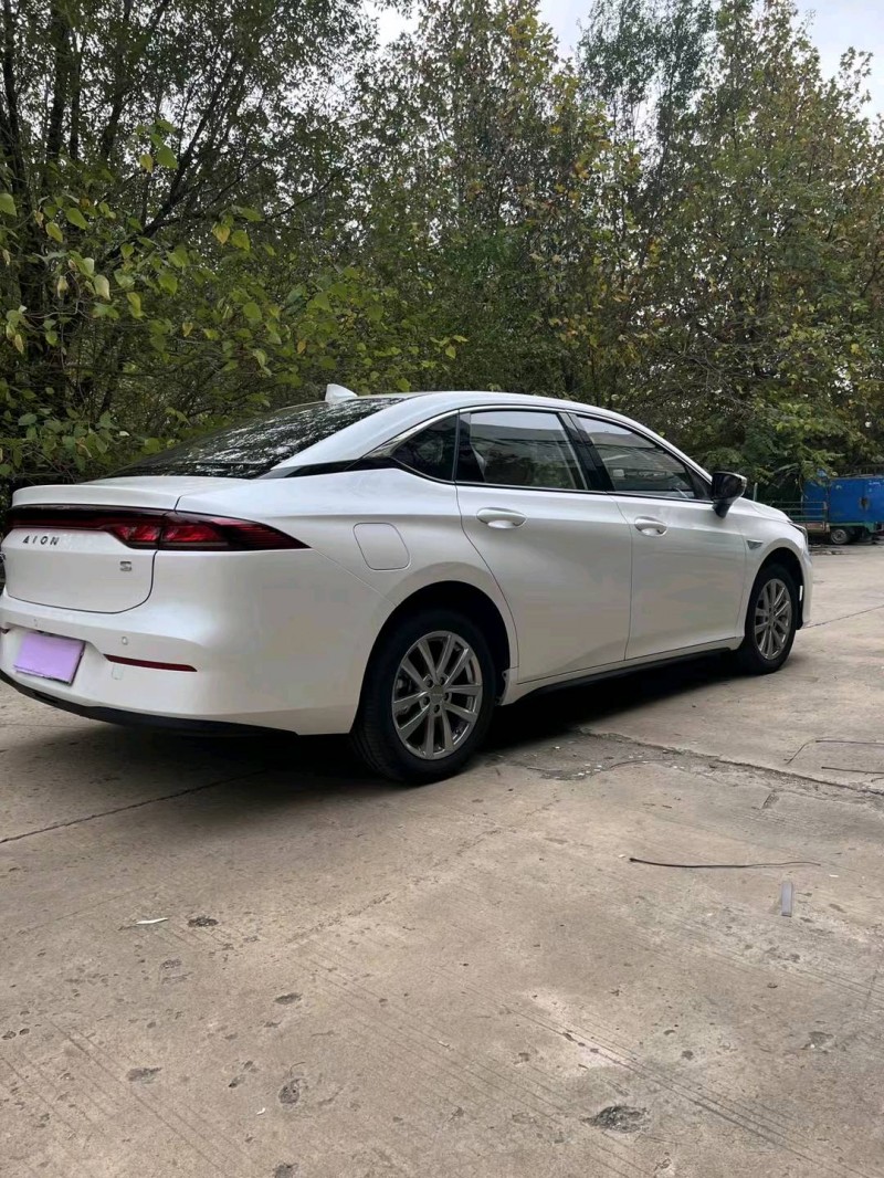 邯郸23年传祺埃安S5802