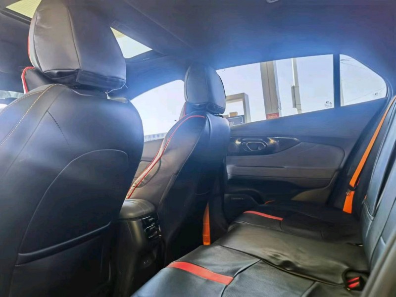 保定22年传祺影豹5