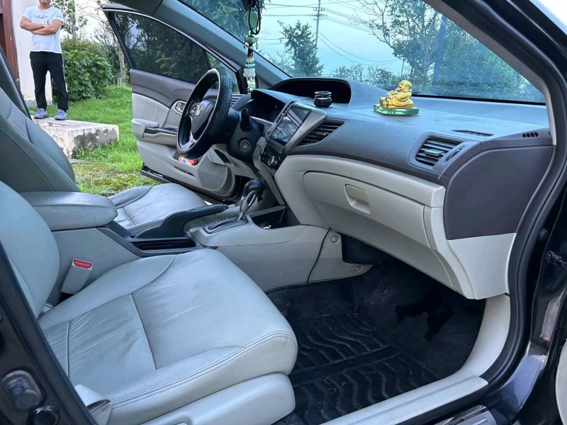 徐州13年本田思域7