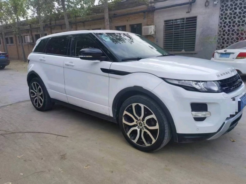 保定13年路虎极光3