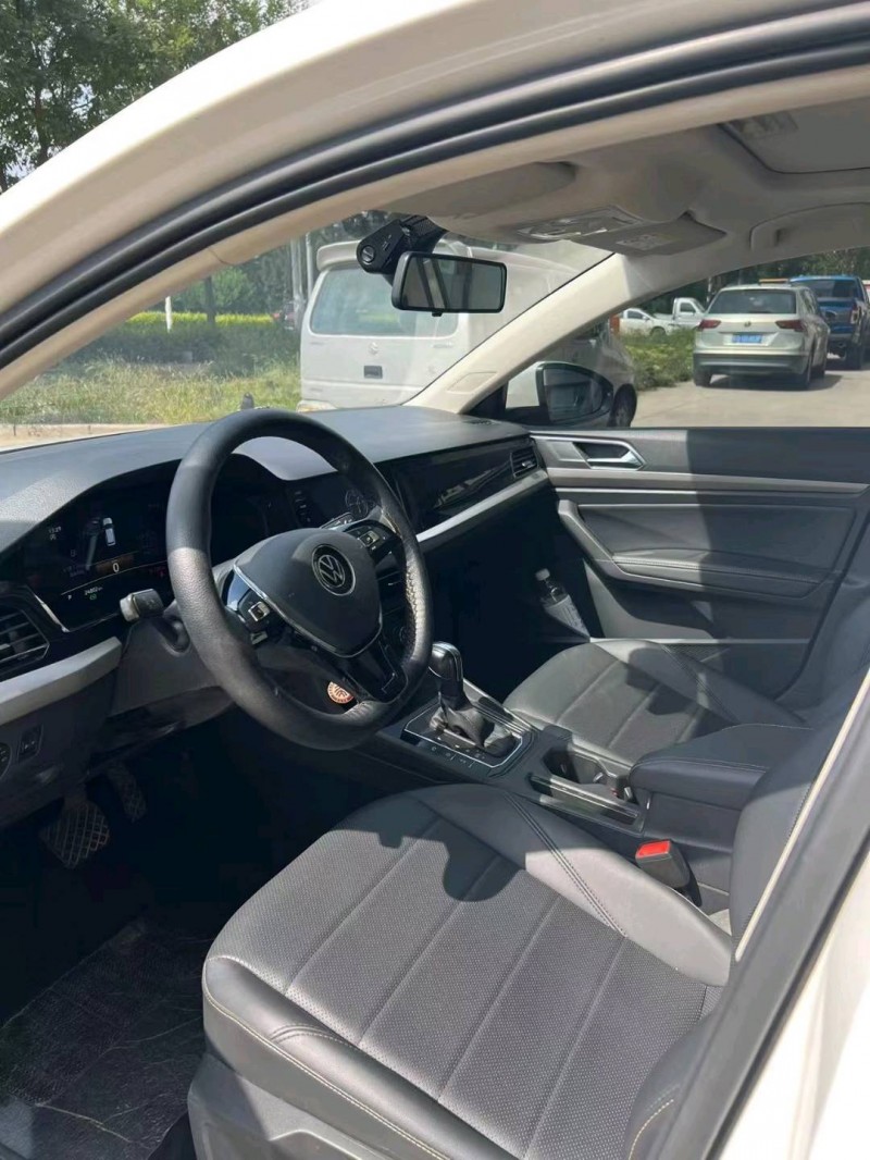 保定21年大众朗逸4