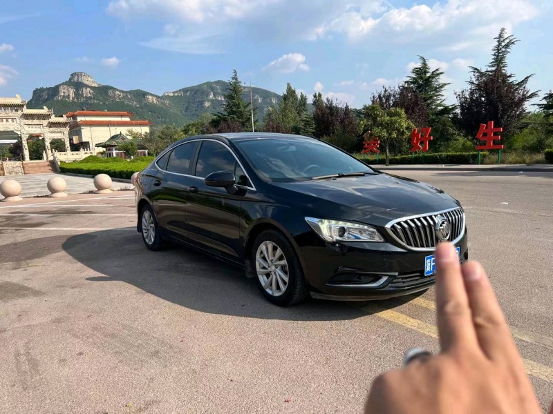 济南16年别克威朗5