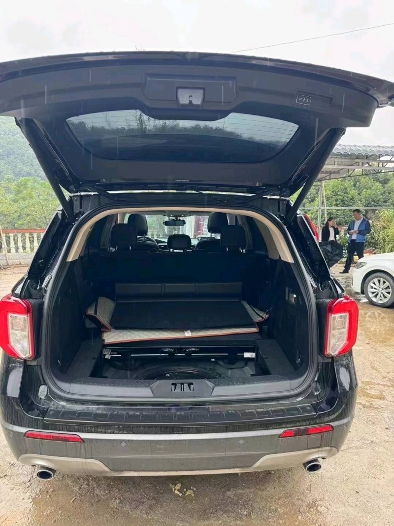 衡阳21年福特探险者2