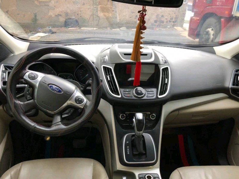 济南14年福特翼虎4