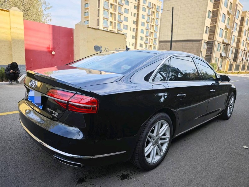 淄博17年奥迪A8L7