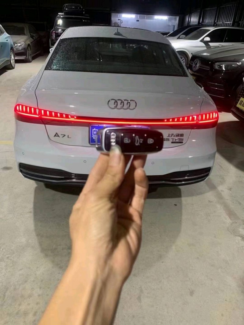 广州23年奥迪A7L6