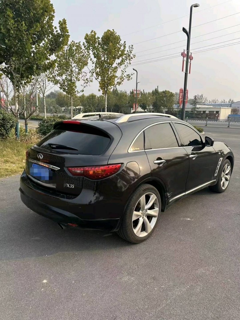 聊城11年英菲尼迪FX358