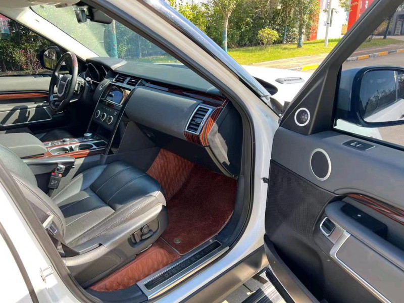 盐城17年路虎发现4