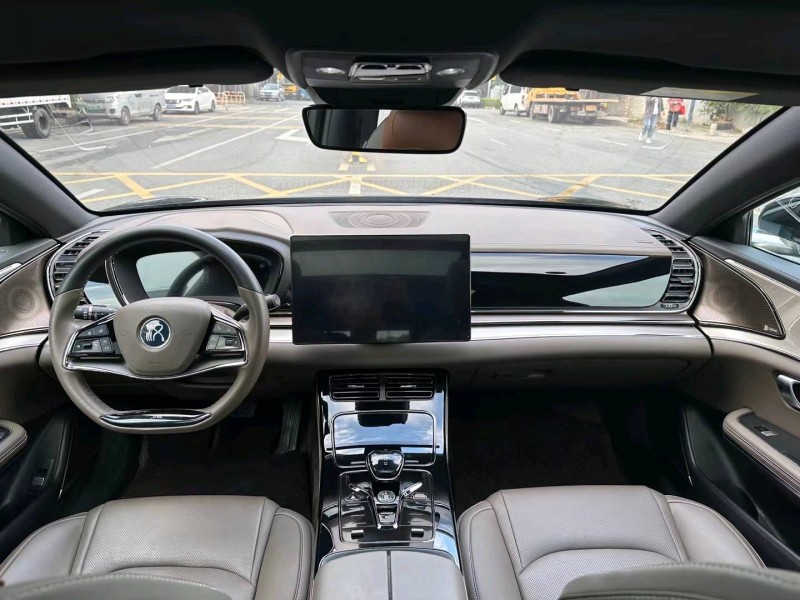 深圳21年比亚迪汉5