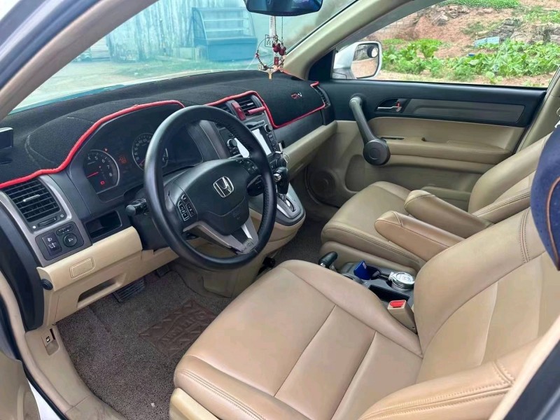 深圳10年本田CRV8