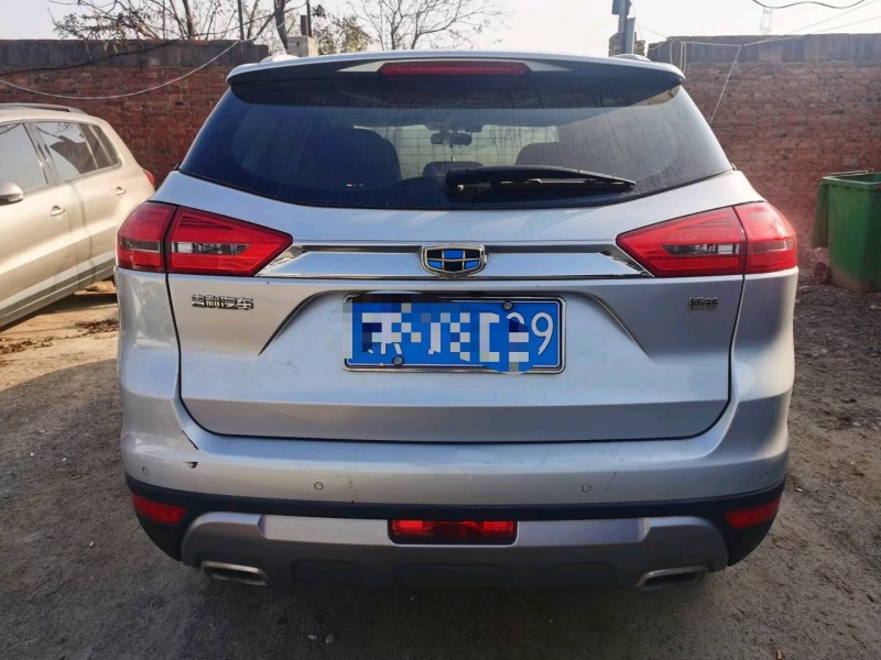 保定16年吉利博越7