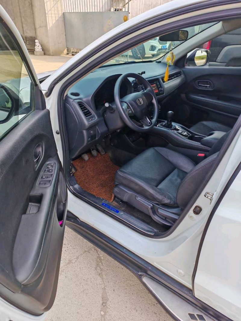 保定16年本田XRV5