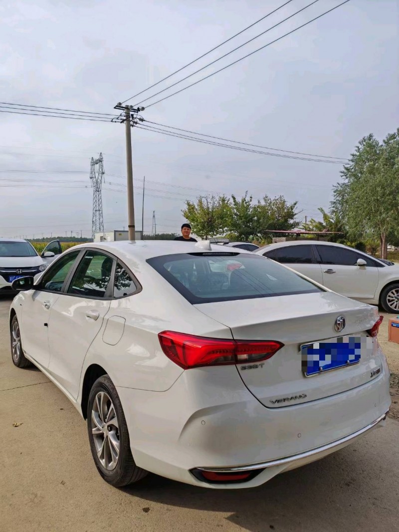 保定22年别克威朗9